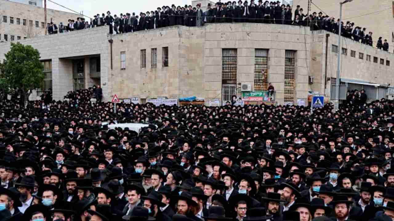 gerusalemme funerale ventimila persone covid israele