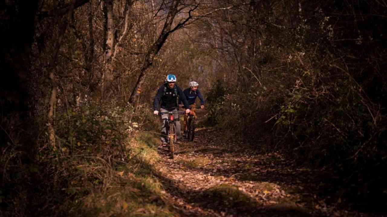 torino mountain bike incidente cumiana morto ciclista