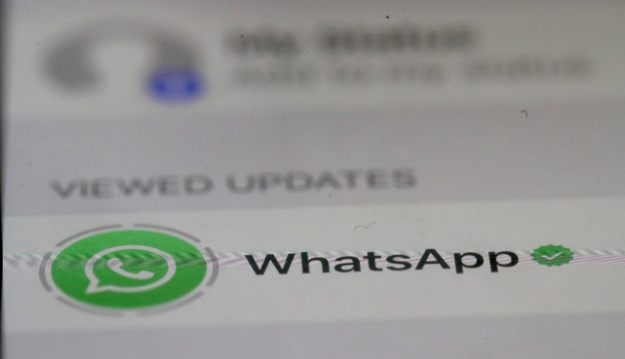 WhatsApp a pagamento, messaggio fasullo che sta spaventando gli utenti