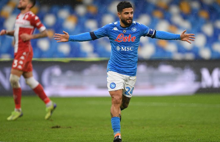 Lorenzo Insigne esulta