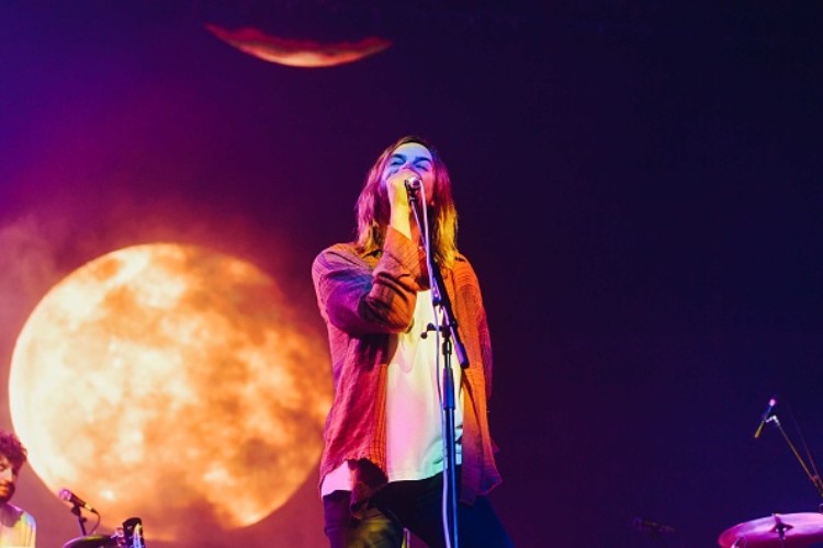 covid discoteche amsterdam concerti australia tame impala