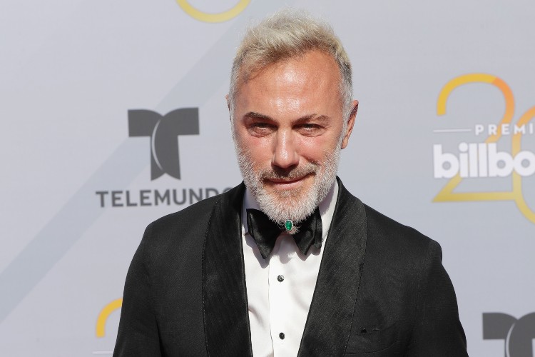 gianluca vacchi operazione figlia blu palatoschisi instagram