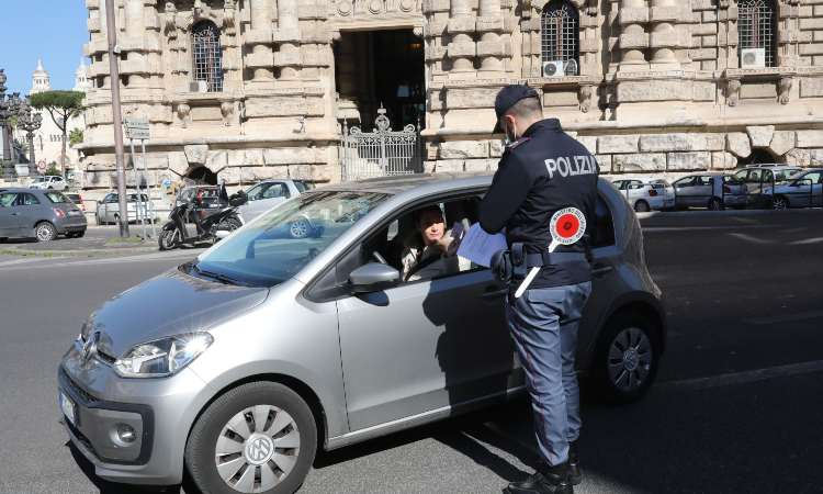 Controlli polizia