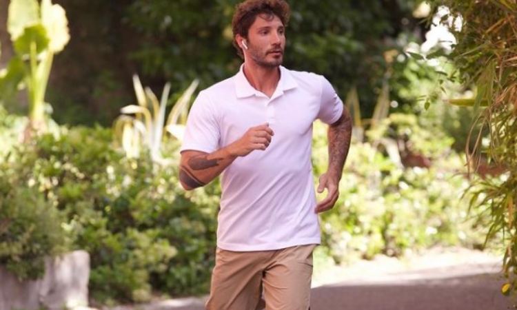 Stefano De Martino corre