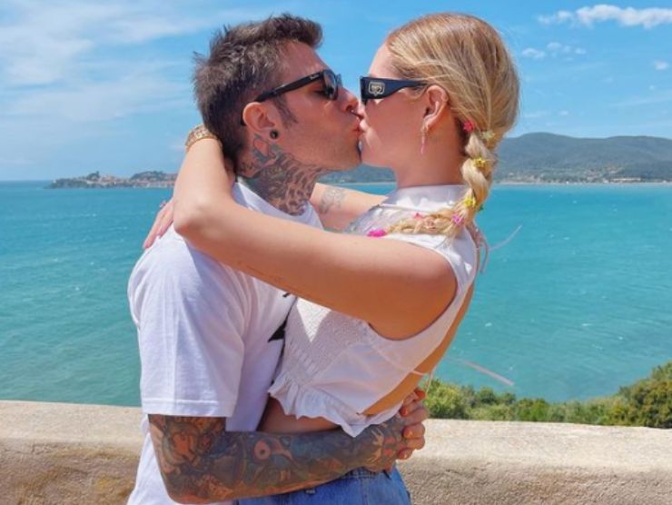 Chiara Ferragni Fedez primo approccio sesso