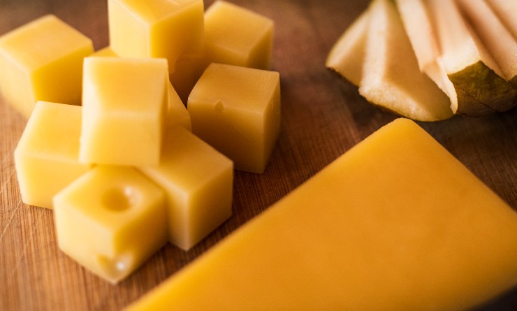 allarme listeria formaggio direttanews.com